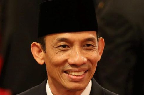 Pemerintah Diminta Transparan soal Pemberhentian Menteri ESDM