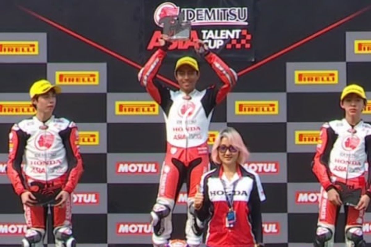 Afridza Munandar berhasil merebut podium pertama di race 1 Asia Talent Cup (ATC) Seri 2 di Sirkuit Buriram , Thailand. Foto: AHM