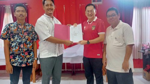 Daftar di PDI-P, Isyak Meirobie Incar Posisi Wagub atau Bupati di Babel