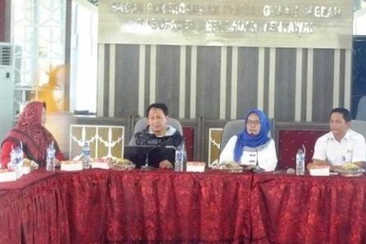 Asdep OLK Kemenpora dr Bayu Rahadian SpKj saat membuka Bimtek Festival Olahraga Anak Usia Dini di Mentawai
