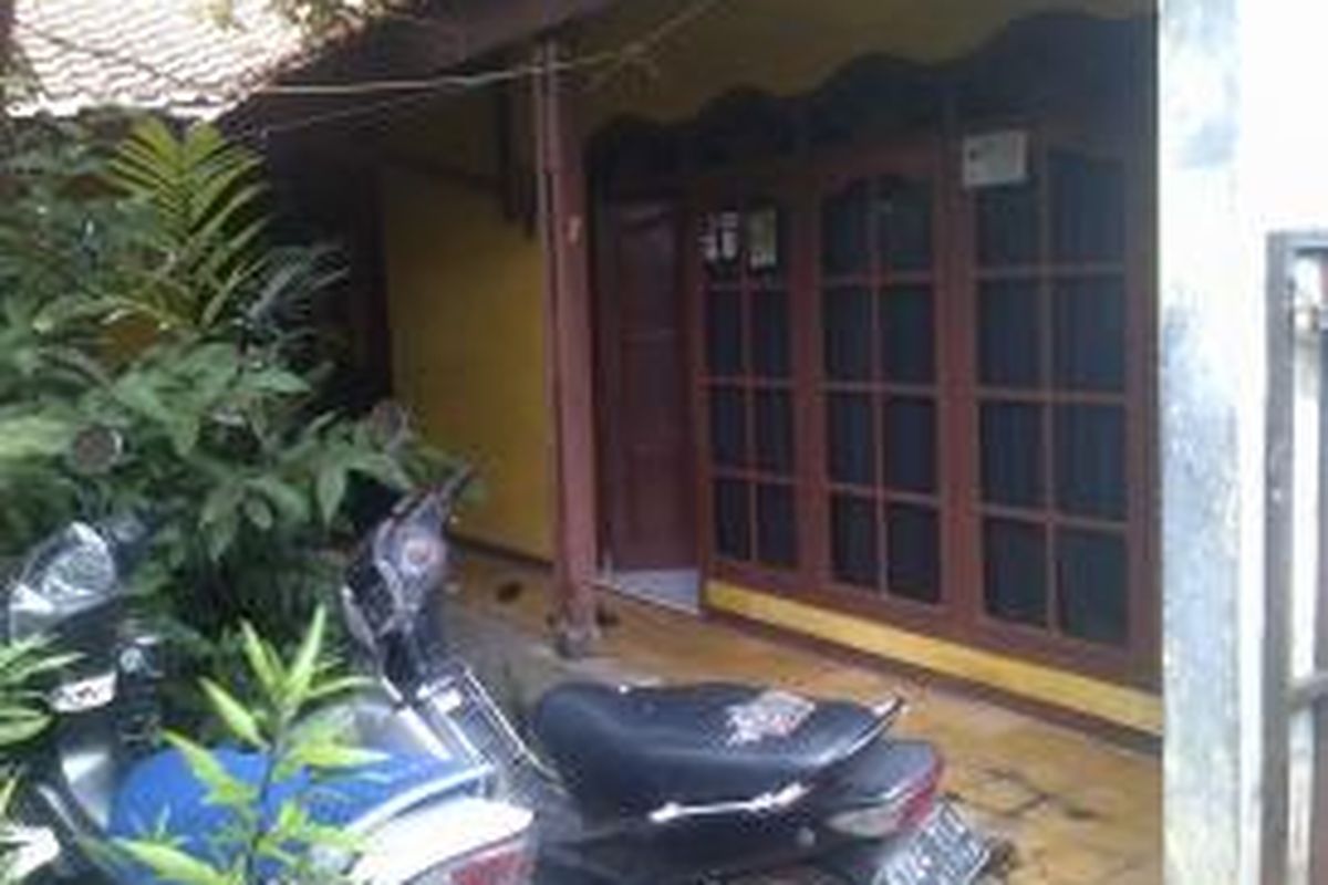 Rumah mertua Cecep Saidi (34) di Batu Ampar, Condet, Jakarta Timur, Senin (2/3/2015). 