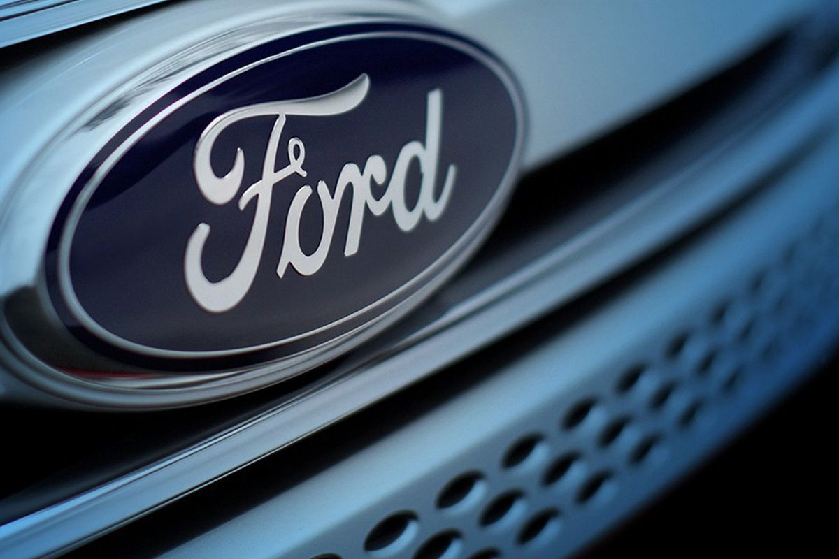 Ford melakukan restrukturisasi dengan memangkas 7.000 pegawai
