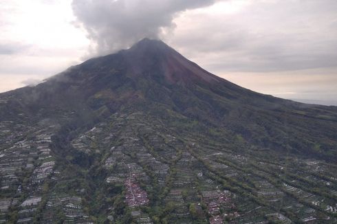 Hasil Pantauan Udara, Ada Banyak Longsoran Baru di Puncak Merapi