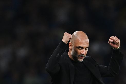 Pep Guardiola, Pelatih Pertama yang Raih Dua 