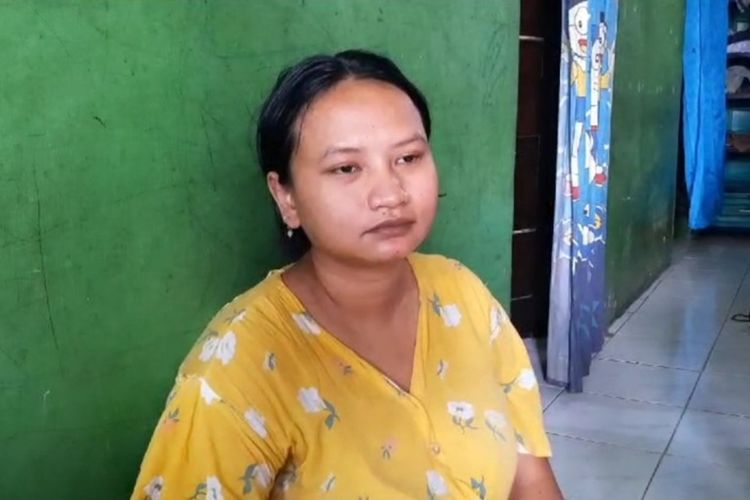 Nisa Armila (23) ibu kandung bayi meninggal dugaan malpraktik klinik Alifa, Bungursari, Kota Tasikmalaya, Jawa Barat, ditemui di rumahanya, Rabu (22/11/2023).