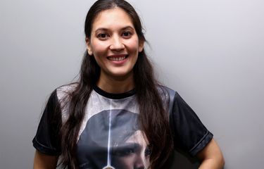 Hannah Al Rashid saat berpose untuk promosi film Bulan Terbelah di Langit Amerika 2 di Gedung Kompas Gramedia, Palmerah Selatan, Jakarta Pusat, Senin (21/11/2016). 