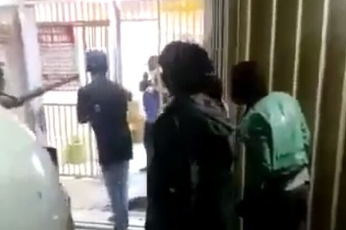 Perampok Bersenjata Api Ditangkap Saat Beraksi di Kantor Pegadaian Jagakarsa