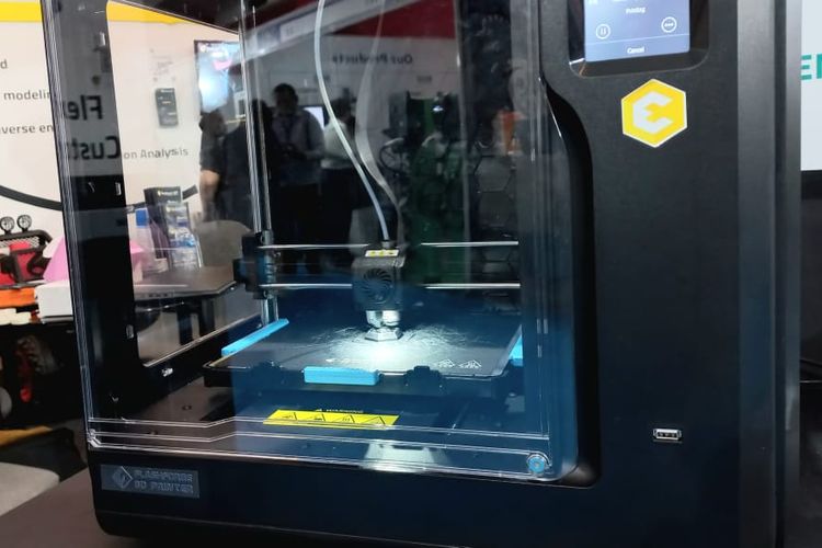 Teknologi 3D printing hadir juga di Periklindo Electric Vehicle Show (PEVS) 2022 di JIExpo Kemayoran, Jakarta