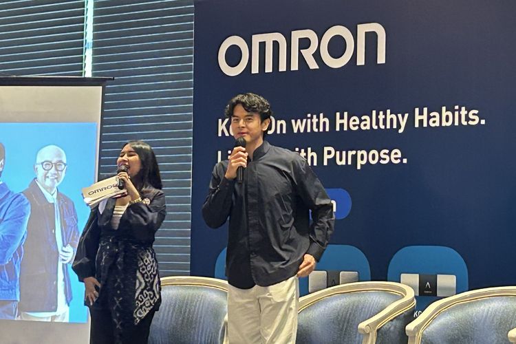 Dion Wiyoko Ajak Keluarga Hidup Aktif dan Kenalkan Olahraga Sejak Dini