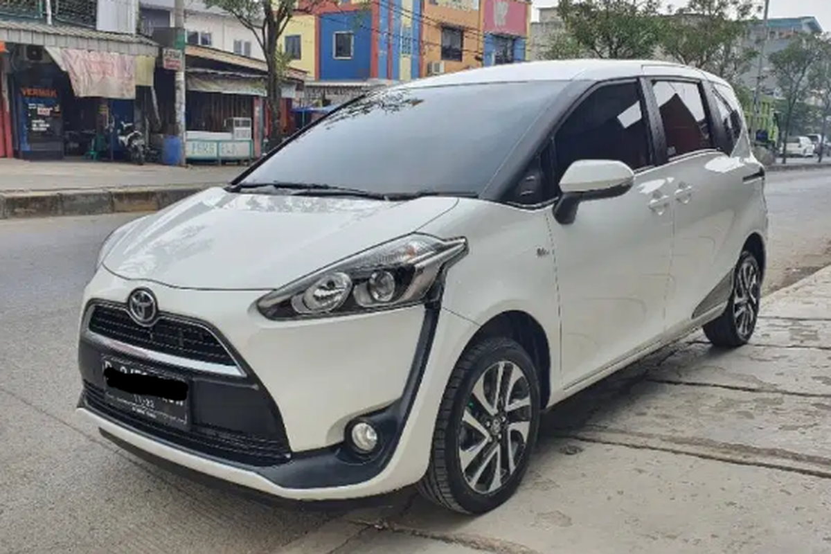 Ilustrasi Toyota Sienta bekas