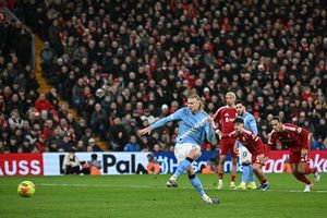 Arne Slot Kecewa Berat Liverpool Dibungkam Man City 1-2 di Anfield