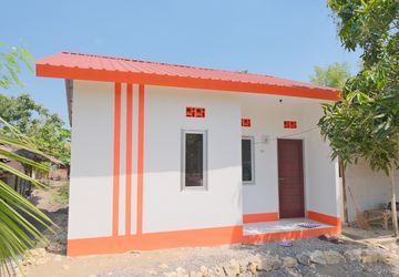 Djarum Renovasi Rumah Warga MBR Wonogiri