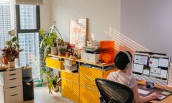Dopamine Decor, Cara Bikin Sudut WFH Lebih Ceria dan Produktif