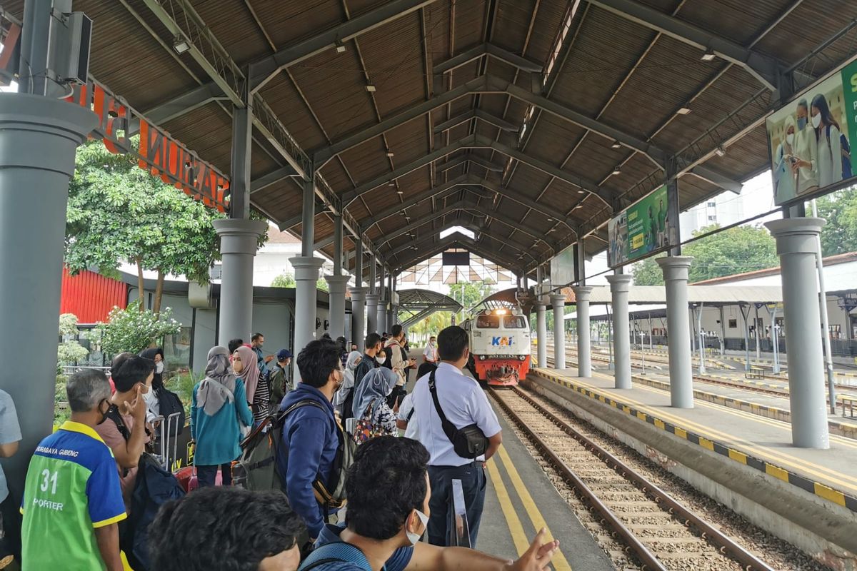 Ilustrasi stasiun kereta api.