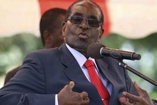 Pekan Depan Berusia 93 Tahun, Mugabe Belum Mau Lengser