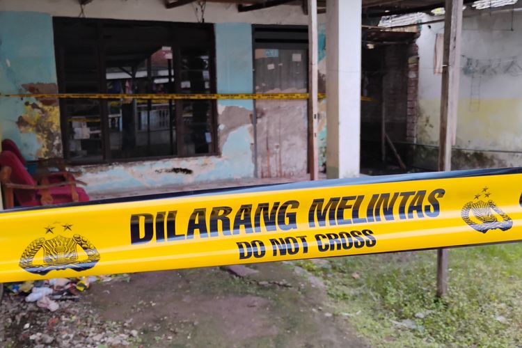 Rumah ayah sekaligus pelaku penganiayaan anak kandung hingga meninggal dunia di Desa Kemangsen, Kecamatan Balongbendo, Sidoarjo, Jawa Timur, Jum'at (06/03/2026).