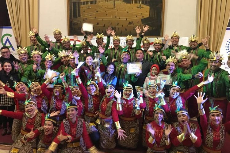 Raih Nilai Sempurna, Paduan Suara Indonesia Jadi Juara Umum Di Italia ...