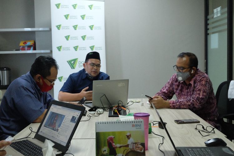 Jajaran direksi dan manajemen Dompet Dhuafa menggelar konferensi pers online dalam rangka peluncuran program Tebar Hewan Kurban (THK) 1441H/2020M, di kantor Dompet Dhuafa, Jakarta.