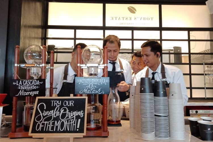 Gerai Tobys Estate di Grand Indonesia Mall yang baru diresmikan, Senin (2/7/2018).