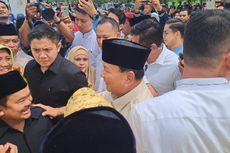 Prabowo Ziarah ke Makam Sultan Maulana di Banten, Disambut Keluarga Ratu Atut