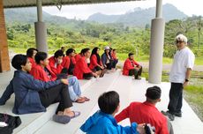 Pembelajaran Berbasis Masalah Dorong Mahasiswa Siap Hadapi Tantangan Dunia Nyata