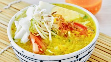 Resep Soto Ayam Bening, Menu Segar untuk Buka Puasa dengan Keluarga
