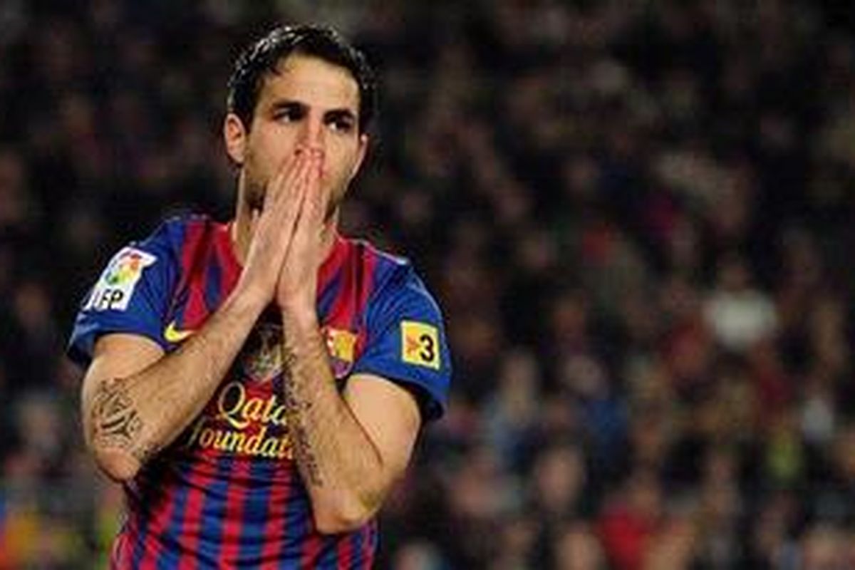 Gelandang Barcelona, Cesc Fabregas.