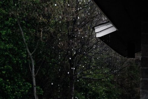 Prakiraan Cuaca BMKG: Jabodebek Hujan Merata pada Siang hingga Sore