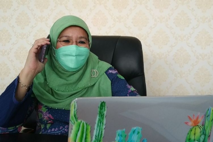 Direktur Pencegahan dan Pengendalian Penyakit Menular Langsung Kementerian Kesehatan (Kemenkes) Siti Nadia Tarmizi saat dijumpai di Kantornya, Selasa (20/4/2021). 