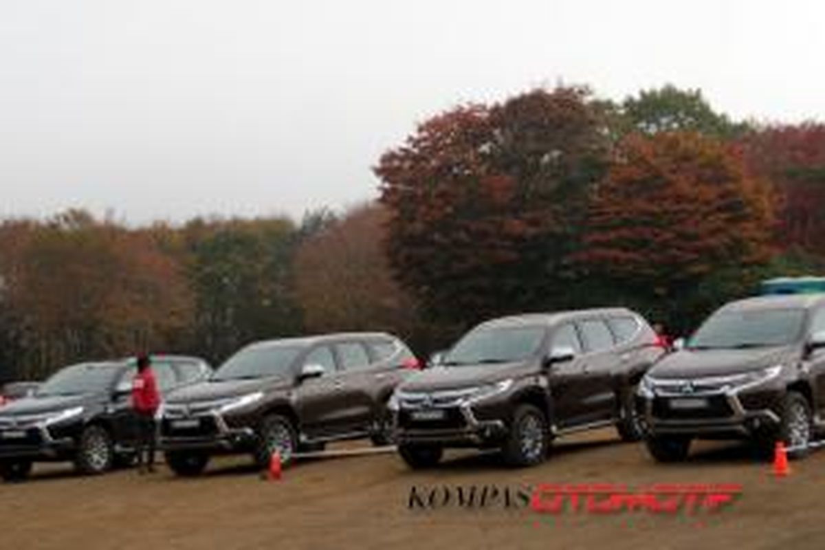 Mitsubishi Motors Corporation menggelar sesi test drive buat media global termasuk dari Indonesia di Trek buatan Fujigane Offroad Park, di Prefektur Yamanashi, Jepang, pada Oktober 2015.