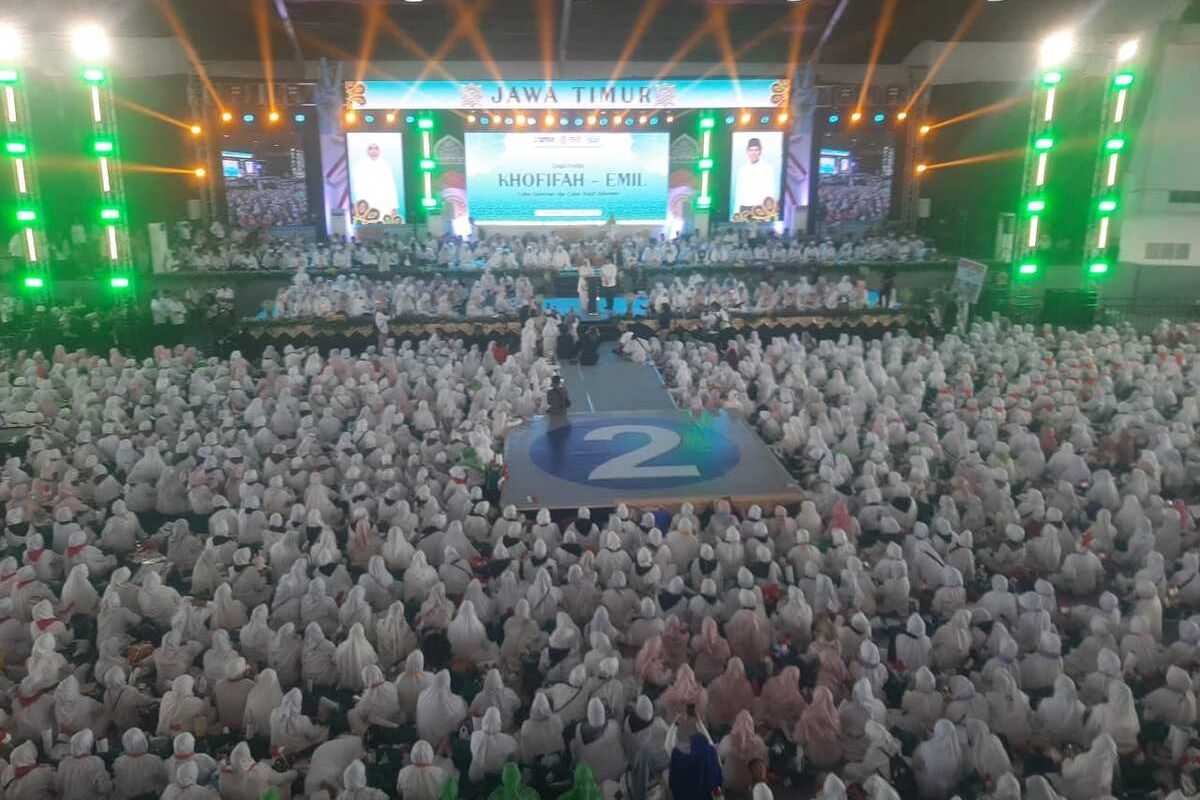 Khofifah-Emil kampanye akbar di gedung Jatim Expo Surabaya, Sabtu (23/11/2024).