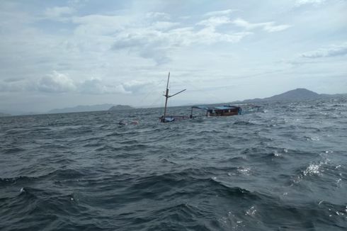 Tim SAR Hentikan Pencarian 2 Penumpang Kapal Karam di Perairan TN Komodo
