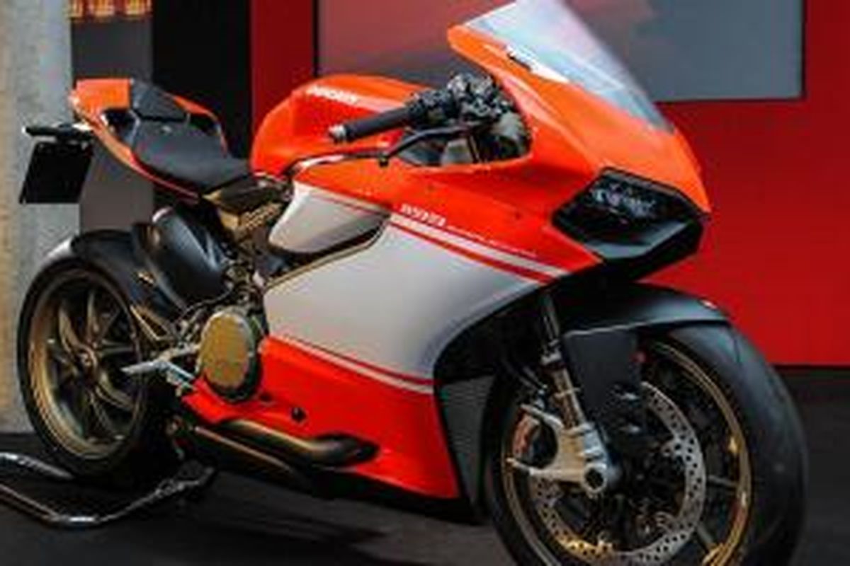 Ducati 1199 Superleggera meluncur di IIMS 2014
