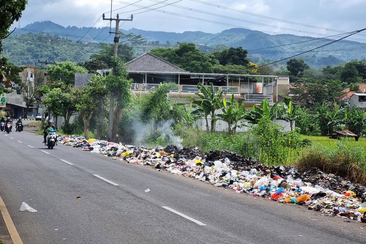 Sampah di Bandung Barat Naik 5 Persen saat Lebaran, Kawasan Wisata Jadi Penyumbang Terbesar