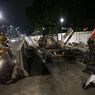 Demo UU Cipta Kerja Rusuh, Separator Busway di Jakarta Pusat Rusak Parah