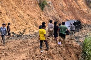 Cerita Relawan 14 Jam Menembus Gayo Lues, Melawan Longsor demi Antarkan Bantuan