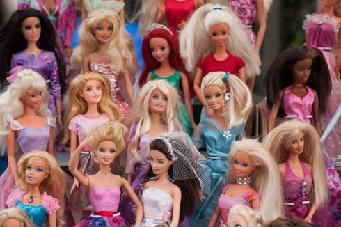 Ide dan Inspirasi di Balik Munculnya Boneka Barbie Saat Pertama Dirilis 1959...