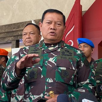 Panglima TNI Laksamana Yudo Margono usai rapim TNI-Polri di Hotel Sultan, Jakarta, Rabu (8/2/2023).