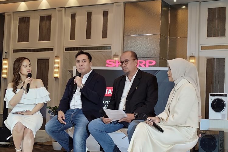 Sharp Ingin Genjot Pangsa Pasar Mesin Cuci Bukaan Depan di Indonesia