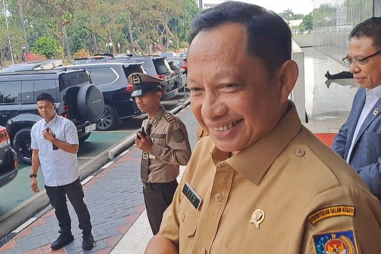 Mendagri Jenderal (Purn) Tito Karnavian saat ditemui di Gedung DPR, Senayan, Jakarta, Senin (21/8/2023). 