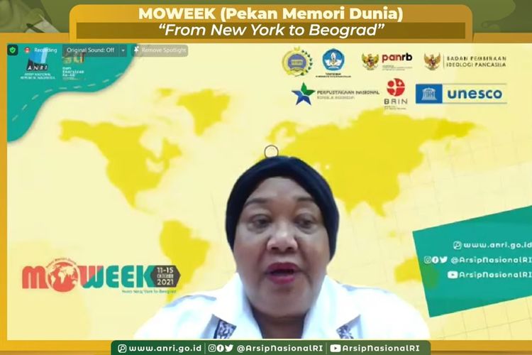 Sekretaris Umum Perpusnas, Woro Titi Haryanti dalam sambutan secara daring pada Pembukaan Moweek, pada Senin (11/10/2021).