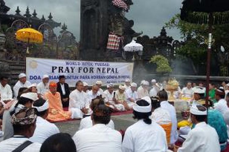 Doa bersama untuk Nepal