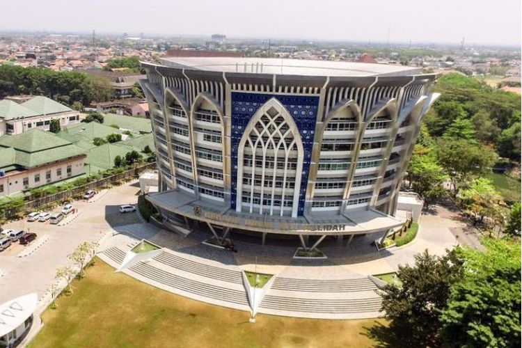 Kampus Universitas Muhammadiyah Surakarta (UMS).