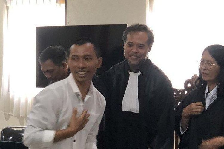 I Nyoman Sukena, pria yang didakwa karena memelihara landak jawa, akhirnya dituntut bebas oleh jaksa penuntut umum dalam sidang di Pengadilan Negeri Denpasar, Bali, pada Jumat (13/9/2024).