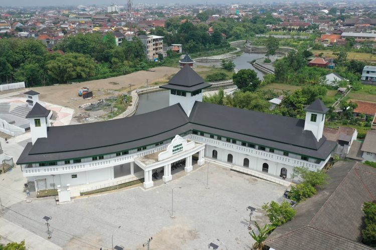 Foto udara kawasan Taman Budaya Embung Giwangan (TBEG) di Yogyakarta.