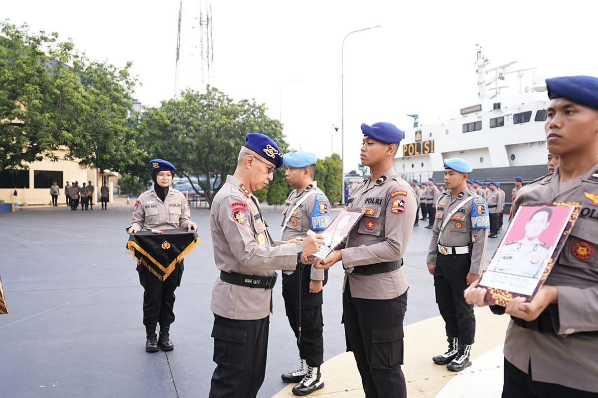 Kepala Korps Polairud Baharkam Polri Irjen Pol M Yassin Kosasih memecat 13 anggotanya pada Jumat (29/12/2023). 