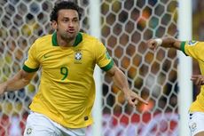 Fred Tak Akan ke Manchester City