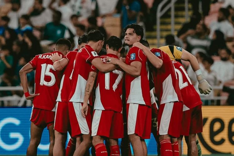 Kluivert Pergi, Timnas Indonesia Harus Cari Pelatih yang Paham Sepak Bola Asia
