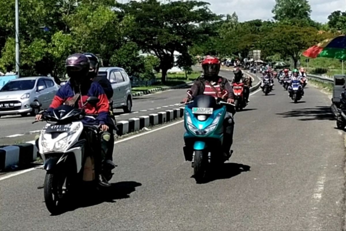 Ilustrasi mudik menggunakan motor, wajib perhatikan anjuran keselamatan