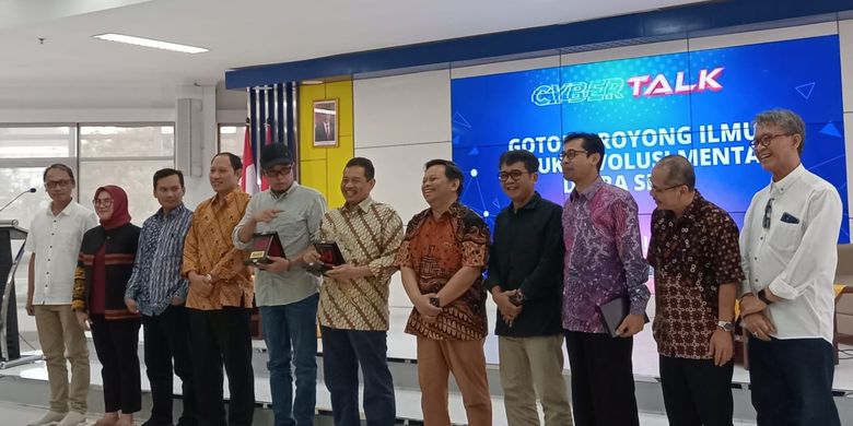 Acara Cybertalk 2023 yang diselenggarakan Pandi Institute di Auditorium Fisipol UGM mengangkat tema Gotong Royong Ilmu untuk Revolusi Mental di Era Siber pada Jumat 31 Maret 2023. 